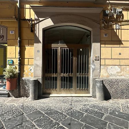 Tom Apartments Naples Luaran gambar