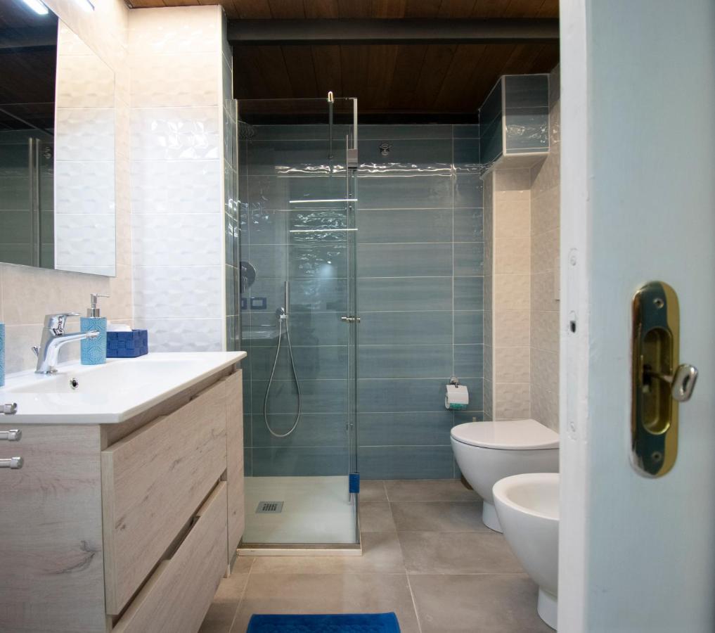 Tom Apartments Naples Luaran gambar